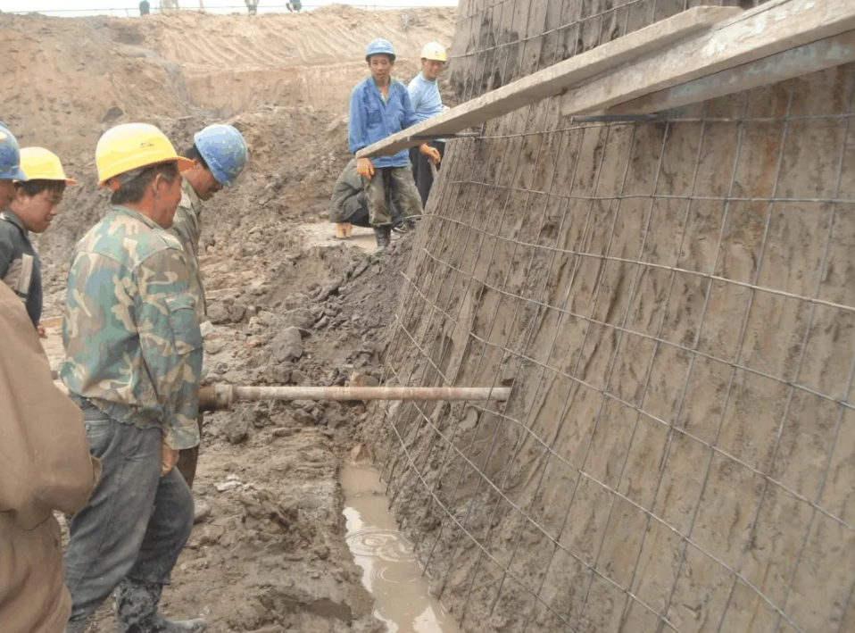 阳江常见基坑支护开挖事故的原因分析与处理方法